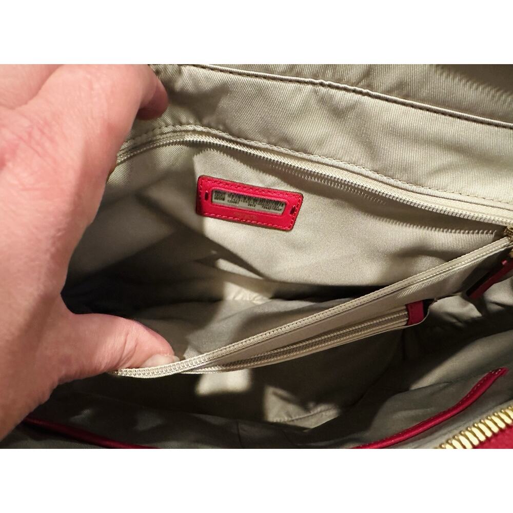 Tumi Varek Raspberry Large Travel Bag Purse Carryall Laptop Tote Bag Carry-On VG - Picture 10 of 16